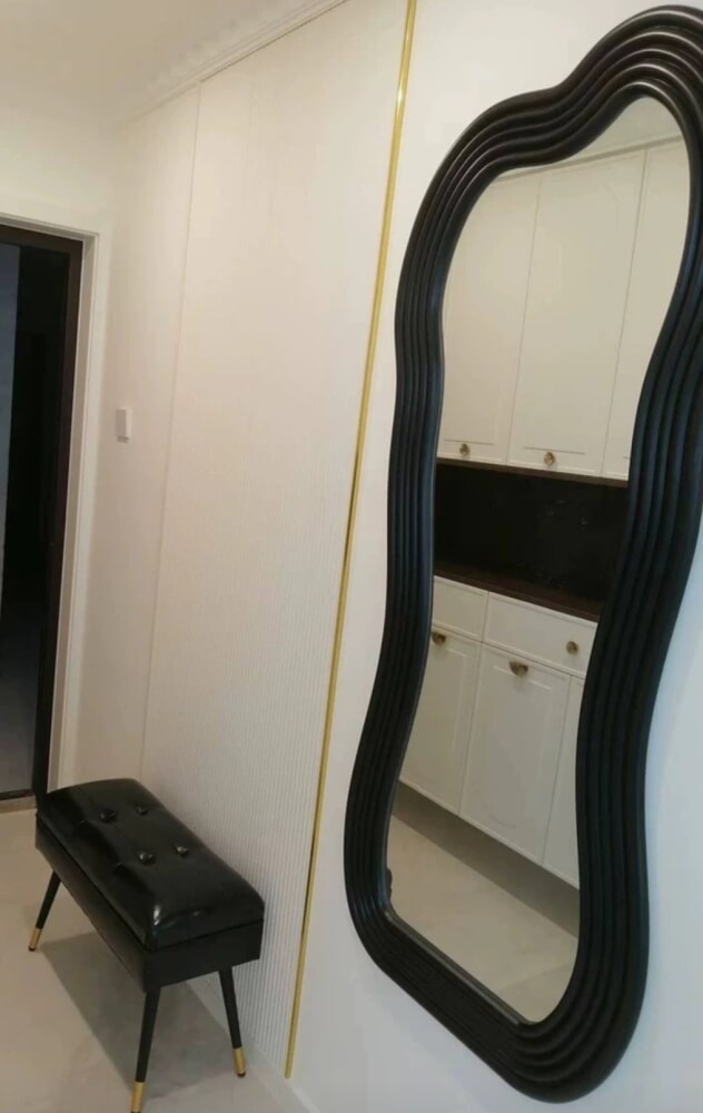 กระจกตั้งพื้น MY DOLLS HOUSE ZENN 160 CM. สีดำ